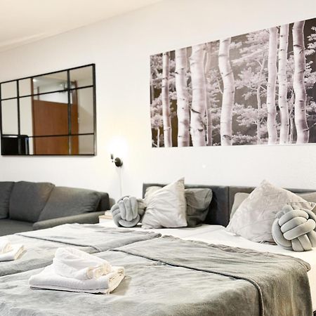 Modern Living In Karlsruhe - Frieden Apartments Eksteriør billede