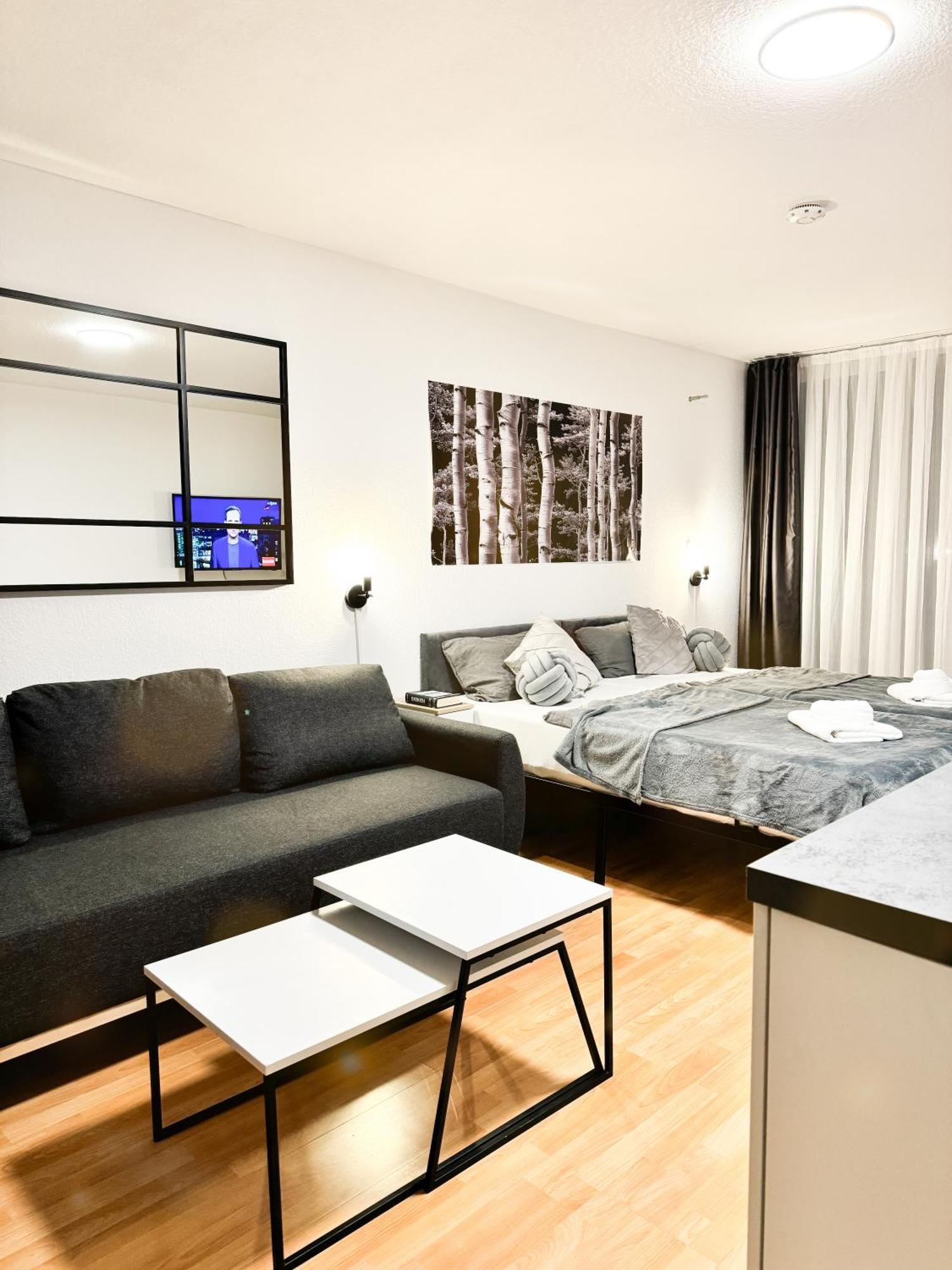 Modern Living In Karlsruhe - Frieden Apartments Eksteriør billede